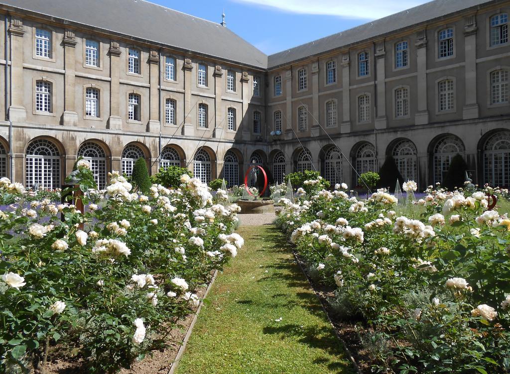 Hotel De L'Abbaye Des Premontres Понт-а-Муссон Экстерьер фото